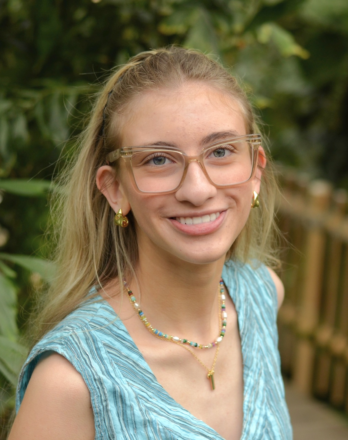 Norah, the artist behind Pawstel Portraits